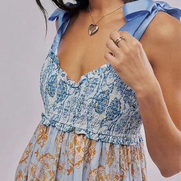 Multicolor Casual Women's Floral Print Lace-Up Spaghetti Strap Pleated Dress - Picture 3 of 6